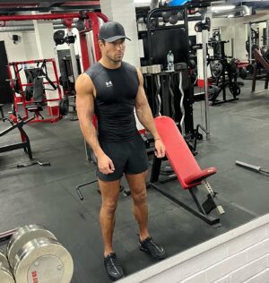 James Lock Instagram - Lockie fitness app is available to download 🧔🏽‍♀️💪🏽
-
The LF app includes:

* 3, 4 and 5 Day Training Programs to fit around your schedule.
* The ability to track and keep on top of your nutrition.
* Comprehensive Workout Videos.
* 2 week rotational meal plans. Including Vegan, Vegetarian, Gluten Free, High Protein & Low Carb!!
* Easy to Follow Recipes & Shopping Lists
* In-app Exclusive Community, sharing tips and tricks with like-minded individuals.
* Instant access to regularly updated app content.
* Exclusive Free giveaways to App members.