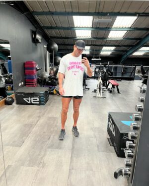 James Lock Instagram - 1 Uno? 2 Due? Or 3 Tre? 👀🧔🏽‍♀️
-
All links in bio 💪🏽👊🏽