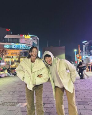 James Ma Instagram - 눈