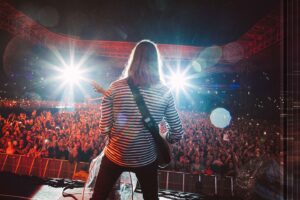 James Valentine Instagram - Obrigado São Paulo!  Sua energia foi incrível!  Parecia que nossos corações estavam todos conectados.  Quem se importa se todos nós ficamos um pouco molhados?  Espero que o Google tenha traduzido tudo isso corretamente! Photos by @bootswallace