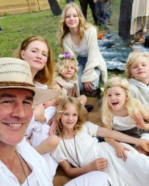 James Van Der Beek Instagram - Fatherhood.  It costs focus, sleep, time and money… 

You give up long brunches, watching the game live, crashing early, sleeping in, a clean house, clean yard, a clutter-free garage…

You surrender projects, jobs, vacations, hobbies, free time, food off your plate, and the expectation that anything will ever remain exactly where you put it.

And you wouldn’t trade it for anything in the world. 

Go figure that..

(Hint: You can’t.  This is heart math ❤️And the better you get at it, the better you get at life.)

Thank you @vanderkimberly and my six saucy angels for making me feel like the richest man on the planet.

And thank you Dad for the good example ❤️

#happyfathersday #happyfathers #parenthood #fatherhood #gratitude #realtalk #heartmath