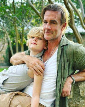 James Van Der Beek Instagram - Fatherhood.  It costs focus, sleep, time and money… 

You give up long brunches, watching the game live, crashing early, sleeping in, a clean house, clean yard, a clutter-free garage…

You surrender projects, jobs, vacations, hobbies, free time, food off your plate, and the expectation that anything will ever remain exactly where you put it.

And you wouldn’t trade it for anything in the world. 

Go figure that..

(Hint: You can’t.  This is heart math ❤️And the better you get at it, the better you get at life.)

Thank you @vanderkimberly and my six saucy angels for making me feel like the richest man on the planet.

And thank you Dad for the good example ❤️

#happyfathersday #happyfathers #parenthood #fatherhood #gratitude #realtalk #heartmath