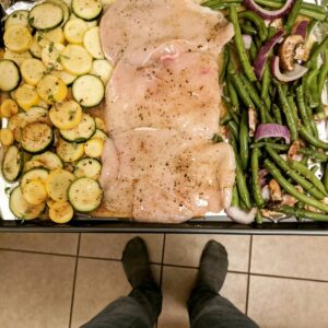 James Willems Instagram - #MealPrepMonday Two flavors of chicken and veggies in one pan. Set it and forget it. If you don't have a lot of time, but want to eat well. #Feet