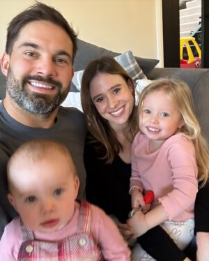 Jamie Jewitt Instagram - Still trying to get a family photo with us all smiling, in focus and looking at the camera 🤣(but I love these photos anyway 💕particularly Nell’s ‘I’ve been smiling for too long’ face in the last photo 🤣)