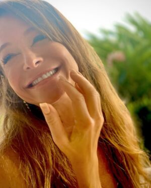 Jamie Luner Instagram - Caught in the moment😄  what I love about it, is it reminds me what my friend shared… its hard to tussle in the face of joy… Joy Wins! 💃 #joy #happiness #love