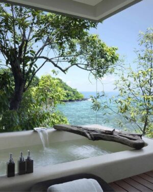 Jamie Luner Instagram - Water is such a great place to get  in touch with what is really present,  get clear on what I am creating and receive intuitive insight on an even greater vision of what is possible.  Dream BIG … and so it is..🙌🏼🌈💜 #dream #insight #water #view #paradise