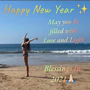 Jamie Luner Instagram - Happy New Year✨With love❤️
.
.
.
.
#newyear #2021 #Blessings #JamieLuner #Love #light