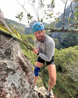 Jan Błachowicz Instagram - 🇺🇲 "It tastes more sweet after the hardships".

Let's appreciate every moment we have. It may be a cliché, but I am truly grateful for this extremely valuable life lesson! I'm still exploring the edge of the world, but I'll be back soon. Charged with energy and gratitude - and ready for action.

Today it's my birthday and I invariably wish myself happiness and perseverance! 🙏🏻

🇵🇱 "Słodsze po trudnościach".

Doceniajmy każdą chwilę jaką mamy. Może to banał, ale naprawdę jestem wdzięczny za tę niezwykle cenną lekcję życia! Jeszcze eksploruję kraniec świata, ale niebawem wracam. Naładowany energią i wdzięcznością - oraz gotowy do działania.

Dziś są moje urodziny i niezmiennie życzę sobie szczęścia i wytrwałości! 🙏🏻

#LegendaryPolishPower 👊🏻