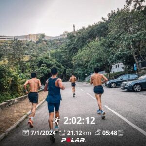 Jan Lam Hoi-Fung Instagram - 冇着衫嘅全部快過我！