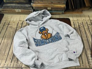 Jan Lam Hoi-Fung Instagram - 本地人手絲印，灰色美版HOODIE衞衣及黑色亞洲版HOODIE，周六限量上架！

#INCREDIBLEX50METHING
#OneOffVintageCollection
#Gf4SauWaFongWanChai