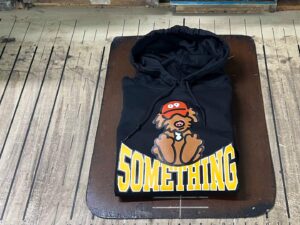 Jan Lam Hoi-Fung Instagram - 本地人手絲印，灰色美版HOODIE衞衣及黑色亞洲版HOODIE，周六限量上架！

#INCREDIBLEX50METHING
#OneOffVintageCollection
#Gf4SauWaFongWanChai