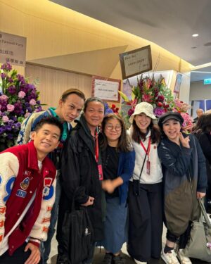 Jan Lam Hoi-Fung Instagram - 傳統呢，做演唱會之前就係節食做吓尖。我好幸運有機會開騷前去做過舞台劇學排戲傾故仔角色乜係SPACE之後，真係試完返唔到轉頭！

#給背後的6