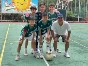 Jan Lam Hoi-Fung Instagram - 恭喜呢班StJo仔攞咗個五人足球盃小學組全港總冠軍，成隊波同埋教練老師仲有班爹哋媽咪一定開心過見到英格蘭攞歐國盃冠軍！
#賽馬會五人足球盃小學組全港總冠軍
#聖若瑟小學真係要起個新球場賀賀佢