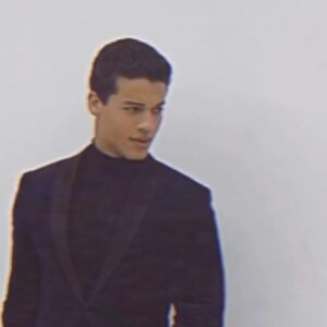 Jan Luis Castellanos Instagram - rodando ando