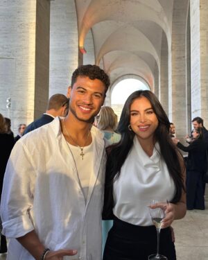 Jan Luis Castellanos Instagram - prima volta @fendi