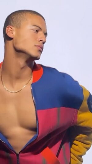 Jan Luis Castellanos Instagram - @moschino