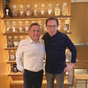 Jan Punčochář Instagram - Tohle byl fantastický zážitek s dokonalým jídlem od nejlepšího rakouského šéfkuchaře @heinz.reitbauer 🙏🤩🥂 Díky moc👌🏻 Byl jste někdo? Jak vám chutnalo? #janpuncochar #janpuncocharchef