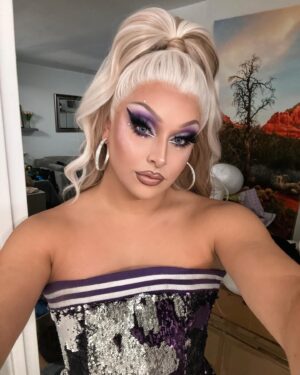 Jan Sport Instagram - Wanted to give a shoutout to my mental health girlies!! The last few weeks I’ve had ups and downs when it comes to my mine but the nice thing about getting older and learning more about my mind and body is I’m not asking myself “why is this happening” but allowing myself to feel those shifts. I’m not blaming myself for my what feels like a downfall but nurturing myself to remind me that I’m gonna get through it like I always have and will continue to do. We are living in such a chaotic world and I know things may seem dark and scary but you’re not alone in those feelings about the world just like you’re not alone with your feelings of sadness or anxiety. Be kind to yourself and others. Love you, bestie 💜💜