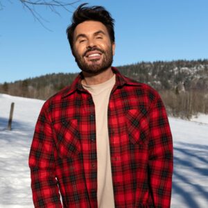 Jan Thomas Instagram - God mandag❤️ Skal dele noe fantastisk med dere klokken 09:40 på @gmn ☀️☀️☀️ Hva kan det være mon tro? Kærlighet og klemmer til dere fra meg❤️ @monster__tv @tv2norge