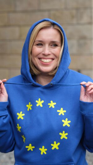 Jana Bernášková Instagram - Samo se to neodvolí. 🇪🇺 Tak pojďme! Starostové a osobnosti pro Evropu jsou č. 21. a zaslouží si od vás dostat příležitost, být v Evropě aktivní. Děkujeme za podporu, moc si jí vážíme. ❤️
