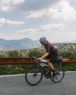 Jana Kesenheimer Instagram - After crossing the Japanese main island from Kagoshima to Hachinohe during the @japanese_odyssey by bike, we now still can't say more than hello (Konichiwa), thank you (arrigato) and ok (hai). 
But what we learned: no one will steal our bikes here, everyone is nice. Secondly, the snacks reveal an endless variety of discoveries (we soon no longer asked ourselves what they were, but only whether they tasted good). Thirdly: intensive long cycling in a pair is definitely as least as much fun as a sleep deprivated solo mission. 

Over the course of 2600 kilometers and 40,000 meters of altitude gain in just 9 days, we've embraced a mix of bivouacking and hotel stays, while also contending with autumn weather that not only painted the landscape with beautiful colors but also gave us a bit of a runny nose.

We captured so many photos during this journey that it was challenging to decide what to share first, but "Hai," here we go!

______
@specializedde @tailfincycling @pi_rope @7meshinc @supernova__design @evocsports @dotwatcher.cc @bikepackingcom 

#bikepacking #cycling #bike #bikelife #japan #cyclinglife #sworks #tailfin #biketouring #cicloturismo #bikewander #adventurecycling #adventure #outsideisfree #bicycle #bikepackinglife #biketravel #biketour #worldbybike #cycletouring #cyclingphotos #ridetherope #roadbike #bicycletouring #fromwhereiride #adventurebybike #travelbybike #iamspecialized #gravelride #travel