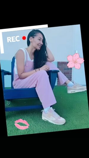 Janab Kareem Instagram - Good Vibes 😎 🌺 ✨ @kay.hoopz 📸 #fashion #romper #nikes #nikeair  #boho  #bohostyle #edgy #pinkfashion #photo #chillvibes #multitasking #janabkareem #actress #militaryveteran #coastguard #nbc #abc #paramount #cbs #netflix #Hulu #grateful #muslim #multiracial #braids #bloodyvalentine #mgk #naturalbraids