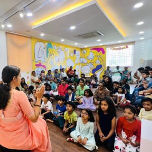 Janaki Sabesh Instagram - Celebrating World Mother Language Day at @liltrails with Master Storyteller @maajanaki narrating beautiful tales from @tulikabooks and strung with songs by @sudharajadr ‘s Sargam choir that left the kids and parents mesmerised. 
.
.
.
.
[story, storytelling, songs, children, events]
.#storytelling #stories #kids #children #events #storytelling #eventsforchildren #liltrails #lilstories #songs #chennaievents #chennaiparents #parenting