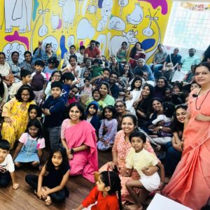 Janaki Sabesh Instagram - Celebrating World Mother Language Day at @liltrails with Master Storyteller @maajanaki narrating beautiful tales from @tulikabooks and strung with songs by @sudharajadr ‘s Sargam choir that left the kids and parents mesmerised. 
.
.
.
.
[story, storytelling, songs, children, events]
.#storytelling #stories #kids #children #events #storytelling #eventsforchildren #liltrails #lilstories #songs #chennaievents #chennaiparents #parenting