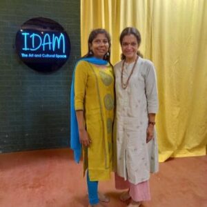 Janaki Sabesh Instagram - What can bring 6 strangers together in 90 minutes? A magic unfolded around this at the 'Flashback' event I facilitated at @idam_thespace Kodambakkam on Saturday. 
It was a ride into our past with photographs, objects and special memories from our lives. We sat in a circle, slowly warming up to introductions about ourselves. Then each of us went back in our own time machines to fetch back memories that evoked beautiful emotions in us.
Nithya, started off with an exploration of 'Can a metro train journey be viewed from the lens of a life presented with new opportunities?'. All of us had a train story for sure. So we shared stories of fears, broken hearts, food memories and inspirations connected to train journeys. 

It was such a heartwarming moment when Nithya shared a newspaper report on a similar session that I had facilitated 5 years back!

Selvi, took us to her days in the 1960s when commute to school was in horse carts through dark and dense hilly routes. She also recalled a heartwarming story of her reunion with her school best friend after many years, something that we think would happen only in movies. 

As everyone listened in awe, the conversations seamlessly moved to objects that we held dear. From a miniature typewriter, to books and watches passed on through generations, to cherished gifts from an ex-girlfriend, each of us were now talking about our most personal stories without the fear of being judged. And that's what an intimate group session like this can do. 

It was turning into a deep and intense, yet safe space for sharing, as each participant took cue from the previous story and expressed theirs. A warm connect blossomed through the flashback ride we took together. 

I find it apt to say that every kind of story had its 'idam' (place) there! 

As we ended with some soothing lemon tea and butter biscuits, my heart was full and thankful for yet another evening where stories brought a group of strangers together♥️

#flashback #storytelling #magic #momentswithmaajanaki