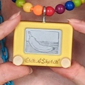Jane Labowitch Instagram - Something something banana for scale 🍌 

#etchasketch #bananaart #bananaforscale