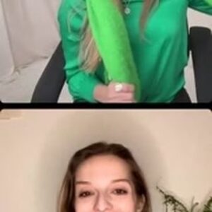 Jane Sibbett Instagram - Happy news for my girl, Violet revealed today on our As the Crow Flies chat! Is it luck or hard work or something else that’s a bit more magical that brings our dreams/dream work closer? How do you focus for all the good? #family #friends #chat #mother #daughter #momlife #asthecrowflies #instagood #instagram #gratitude #attitude #green #stpaddys #week #love #my #kids 
🍀💚