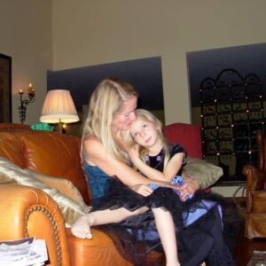 Jane Sibbett Instagram - We GO INSTAGRAM LIVE with V & me for our As the Crow Flies Chat Wednesday at 12:30 PM PDT 3:30 EST, 8:30 PM GMT. Grab a cuppa yum and let’s make to world a little closer as we talk about what’s on our hearts today. Is it love? Is it fear? Is it wonder or worry? Can you guess why I’m so excited? And nervous? What do you want to know? Actors are trained to put their emotions on sound when words fail. How do you handle the bigger challenges? Join us here! Send us questions here, #friends #family #online #instagood #instalive #wednesday #actor #mom #daughter #chat #london #california #heart #love #gift #spirit #v #me #mini #podcast #life
