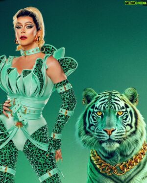 Janey Jacké Instagram - Feeling PUSS in mint green next to my big puss 💚
But who needs to ‘feel their kitty’ when you’ve got a tiger by your side? 😜 

Catch this minty freshness tonight on a new episode of Make Up Your Mind - 20h at @rtl.nl 💚
-
📸: @robster16 
-
#muym #makeupyourmind #fashion #mintgreen #makeup #transformation #fyp