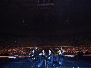 Jang Dong-woo Instagram - 인피니트로서
8월 19일 콘서트 투어를 시작해 9월10일까지 행복한 꿈을 꾸고 왔습니다.
작년부터 준비해 멤버들뿐만 아니라 여러상황들까지 우여곡절도 많았고 행복 눈물 감동등등 모든 감정을 다 느꼈습니다.
성인이 되자마자 데뷔해 지금까지 활동중에 제일 행복한 콘서트였습니다.
5년이라는 긴 세월을 기다릴 수 있게 해준 인스피릿 다시 한번 고맙고 사랑합니다! ( 오류가 나서 다시 올려요 !)