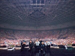 Jang Dong-woo Instagram - 인피니트로서
8월 19일 콘서트 투어를 시작해 9월10일까지 행복한 꿈을 꾸고 왔습니다.
작년부터 준비해 멤버들뿐만 아니라 여러상황들까지 우여곡절도 많았고 행복 눈물 감동등등 모든 감정을 다 느꼈습니다.
성인이 되자마자 데뷔해 지금까지 활동중에 제일 행복한 콘서트였습니다.
5년이라는 긴 세월을 기다릴 수 있게 해준 인스피릿 다시 한번 고맙고 사랑합니다! ( 오류가 나서 다시 올려요 !)
