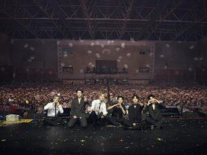 Jang Dong-woo Instagram - 인피니트로서
8월 19일 콘서트 투어를 시작해 9월10일까지 행복한 꿈을 꾸고 왔습니다.
작년부터 준비해 멤버들뿐만 아니라 여러상황들까지 우여곡절도 많았고 행복 눈물 감동등등 모든 감정을 다 느꼈습니다.
성인이 되자마자 데뷔해 지금까지 활동중에 제일 행복한 콘서트였습니다.
5년이라는 긴 세월을 기다릴 수 있게 해준 인스피릿 다시 한번 고맙고 사랑합니다! ( 오류가 나서 다시 올려요 !)