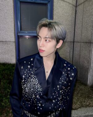 Jang Dong-woo Instagram - ⠀⠀⠀⠀⠀⠀⠀⠀⠀⠀⠀⠀⠀⠀
짜잔 ! 🐿️
저 기분 좋으니까 인스피릿도 기분 더 좋아지길 !
