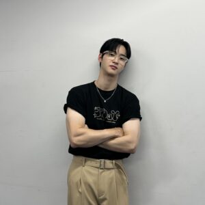 Jang Dong-yoon Instagram - 만나서 즐거운 시간이었습니다!😀