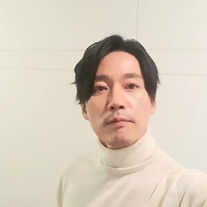 Jang Hyuk Instagram - Spring 🌱🌿🍀🌺🌸