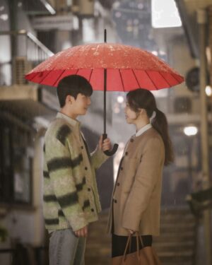 Jang In-sub Instagram - tvn “졸업“ 5월 11일 토요일 시——작! #졸업