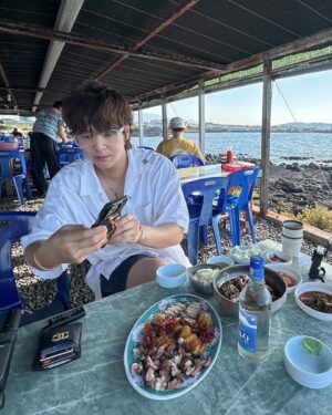 Jang Keun-suk Instagram - 어찌저찌 JB keep going🏕️