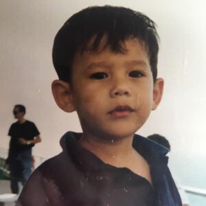 Jang Min Instagram - 33 years today,

Wow! 
Thank you for every kind message, phone-call and birthday wishes. I’m so grateful to all you making today so special for me.

But today also marks fifteen years without you, Dad.
Life’s strange coincidences never cease to amaze me.
It feels like just yesterday we were together,
Sharing moments I’ll always cherish.

Time flies, that much is certain.
But what truly matters are the memories and the love that remain,
Untouched by the passing years.

Dad, wherever you are, know that I miss you every day.
Though you’re no longer by my side,
You are still my guide, my inspiration.

To all of you, my companions on this journey we call life,
Thank you for being here with me.
Here’s to many more years of laughter, adventure, and love!

🇪🇸 🇰🇷