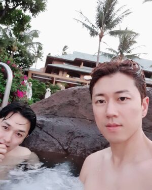 Jang Su-won Instagram - 방원장!
 덕분에 건강하게 다이어트 잘하고있어.고마워..잘챙겨먹을께.❤

#닥터방다이어트 #분당삼성한의원#ppl아님#일년전하와이