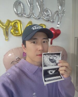 Jang Su-won Instagram - 👶👨‍🍼❤️
