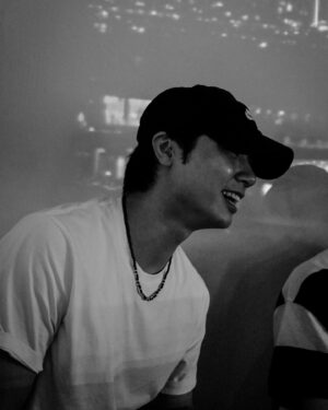 Jang Yeon-woo Instagram - #태권도의저주를풀어줘 
풀어줘 저주를 태권도의..친구들🥸😁
곧 개봉!