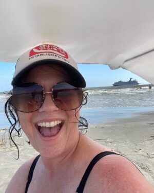 Janie Haddad Tompkins Instagram - South Carolina insanity.