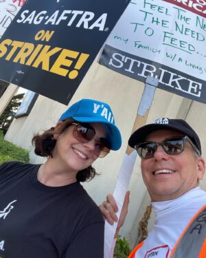 Janie Haddad Tompkins Instagram - Love all my union siblings! Thank you to @iatse too out in full force today. #WGAstrong #DoTheWriteThing #WGAstrike
#SagAftraMember #1u 
#SAGAFTRAstrong #SAGAFTRAstrike #Power2Performers
#HotLaborSummer
