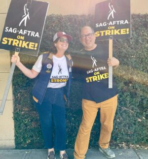 Janie Haddad Tompkins Instagram - Out there 👀 real good ones on the picket line this 103rd day of the @sagaftra strike! Dear AMPTP, we are behind our negotiating committee 💯!!! 

#SAGAFTRAstrong #SAGAFTRAstrike #Power2Performers #SolidaritySeason