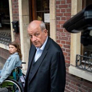 Janina Fautz Instagram - Heute || 20:15 Uhr || ZDF 
🆕 „Wilsberg - Überwachen und belohnen“ 🔫
Casting - @dayanir_hellwig_casting 
Regie - Dominic Müller
Autor - David Ungureit
Kamera - Ralf M. Mendle
Mit: @leonard_lansink @oliverkorittke @ina_paule_klink (zum letzten Mal 🙁) Rita Russek, @rolandjankowsky, @bormann.susanne, Katharina Nesytowa, @torbenliebrecht uvm. 
Foto: Thomas Kost
#wilsberg #wilsbergzdfkrimi #zdf #warnerbros