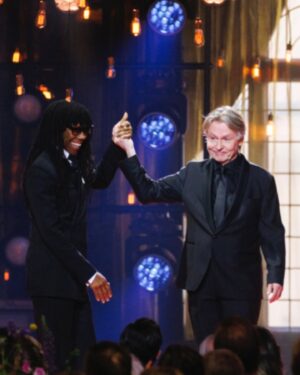 Janina Fry Instagram - Thank you for the music!

@esapekkasalonen.official @nilerodgers @polarmusicprize 
.
.
.
All pics (except the first) by Annika Berglund/Polar Music Prize